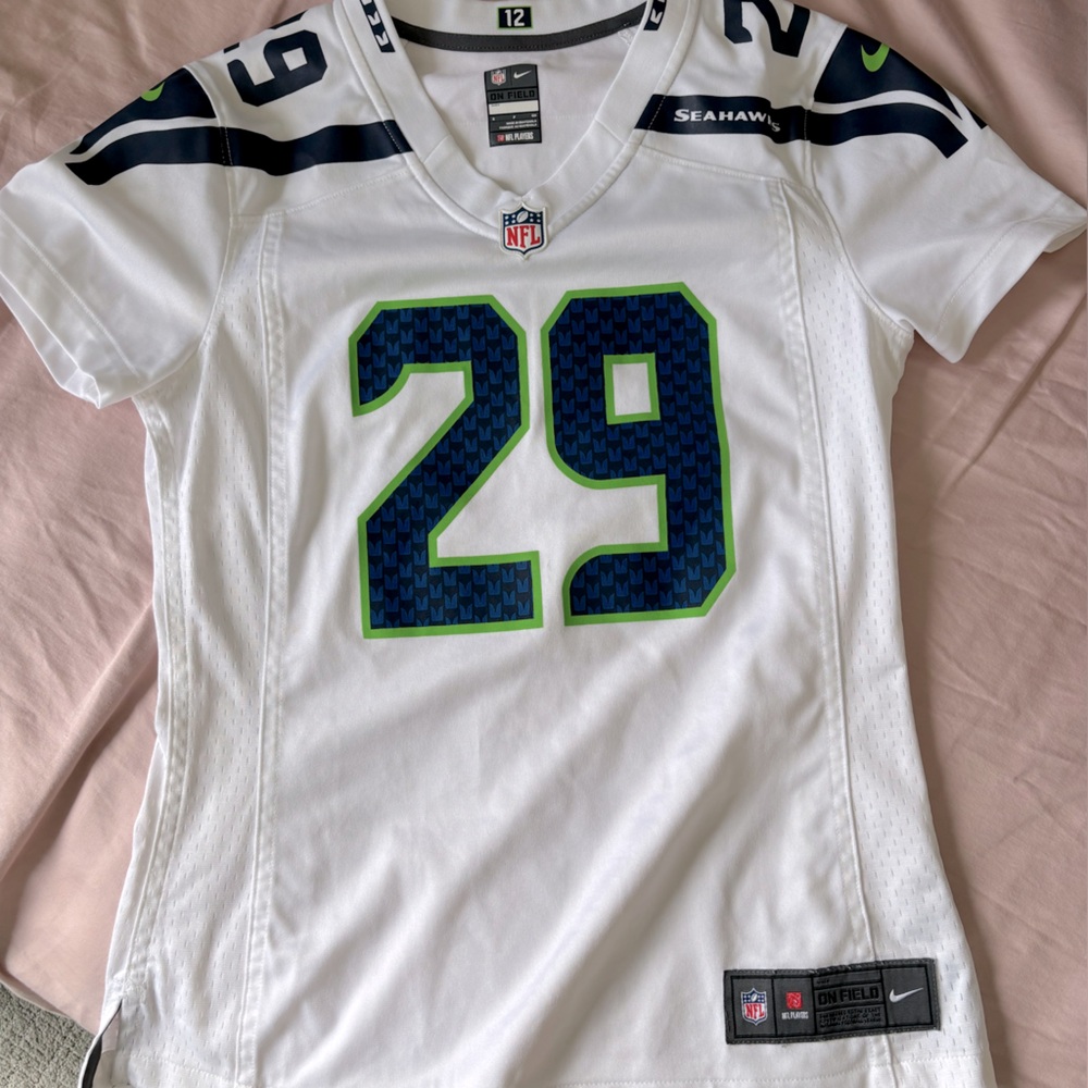Official NFL Seahawk White Jersey Thomas III women size S used like new